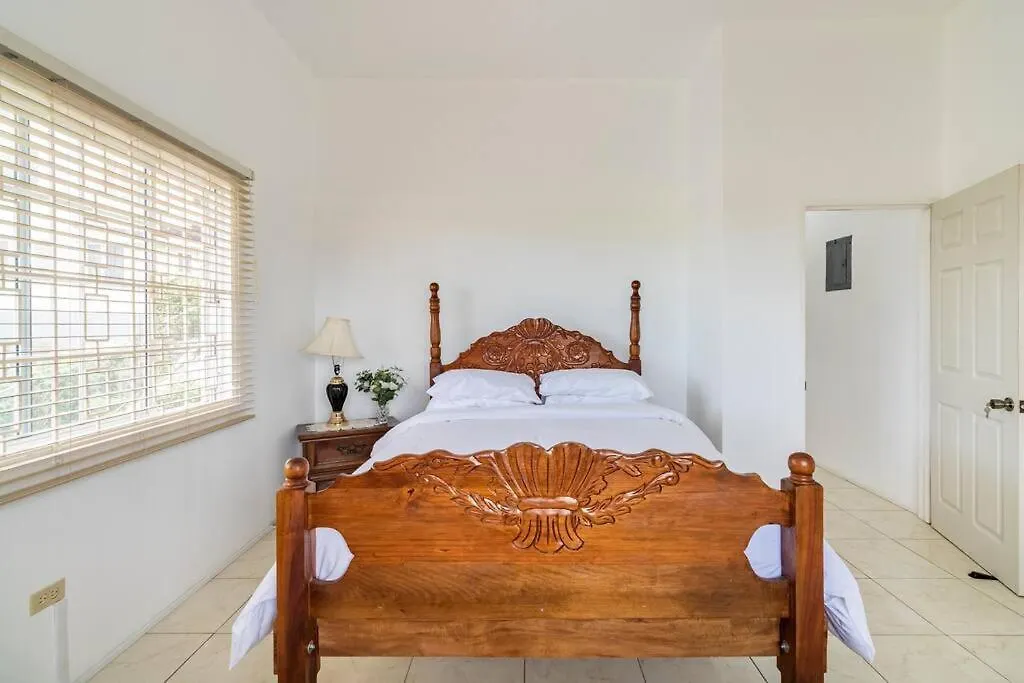Rose View Apartment Montego Bay