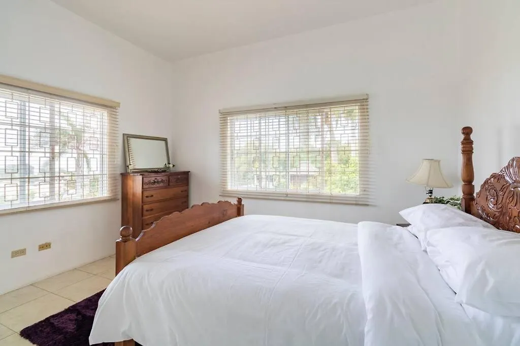 Rose View Apartment Montego Bay